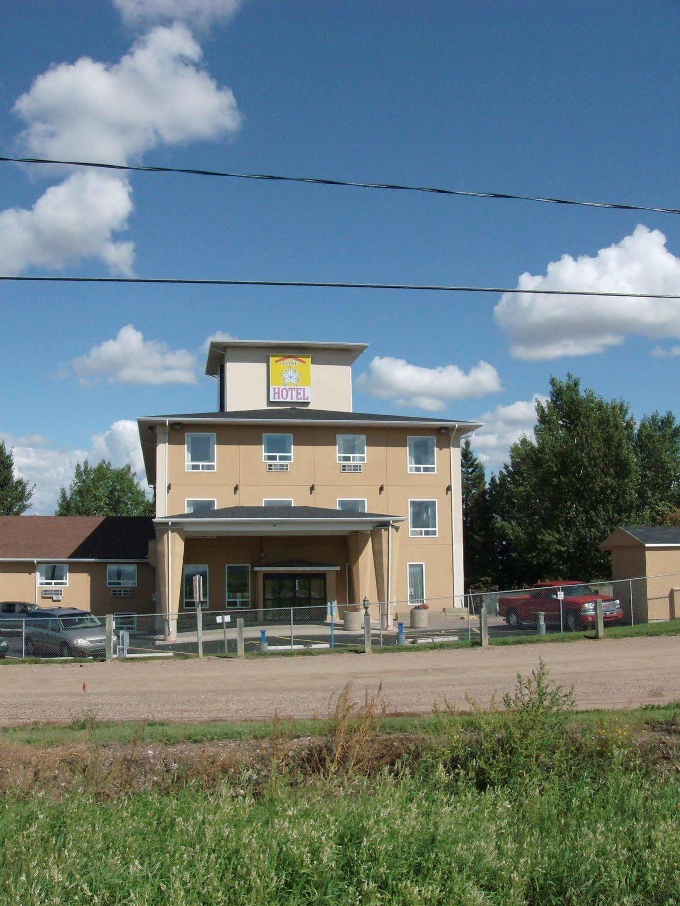 Lone Star Hotel North Battleford Exterior photo